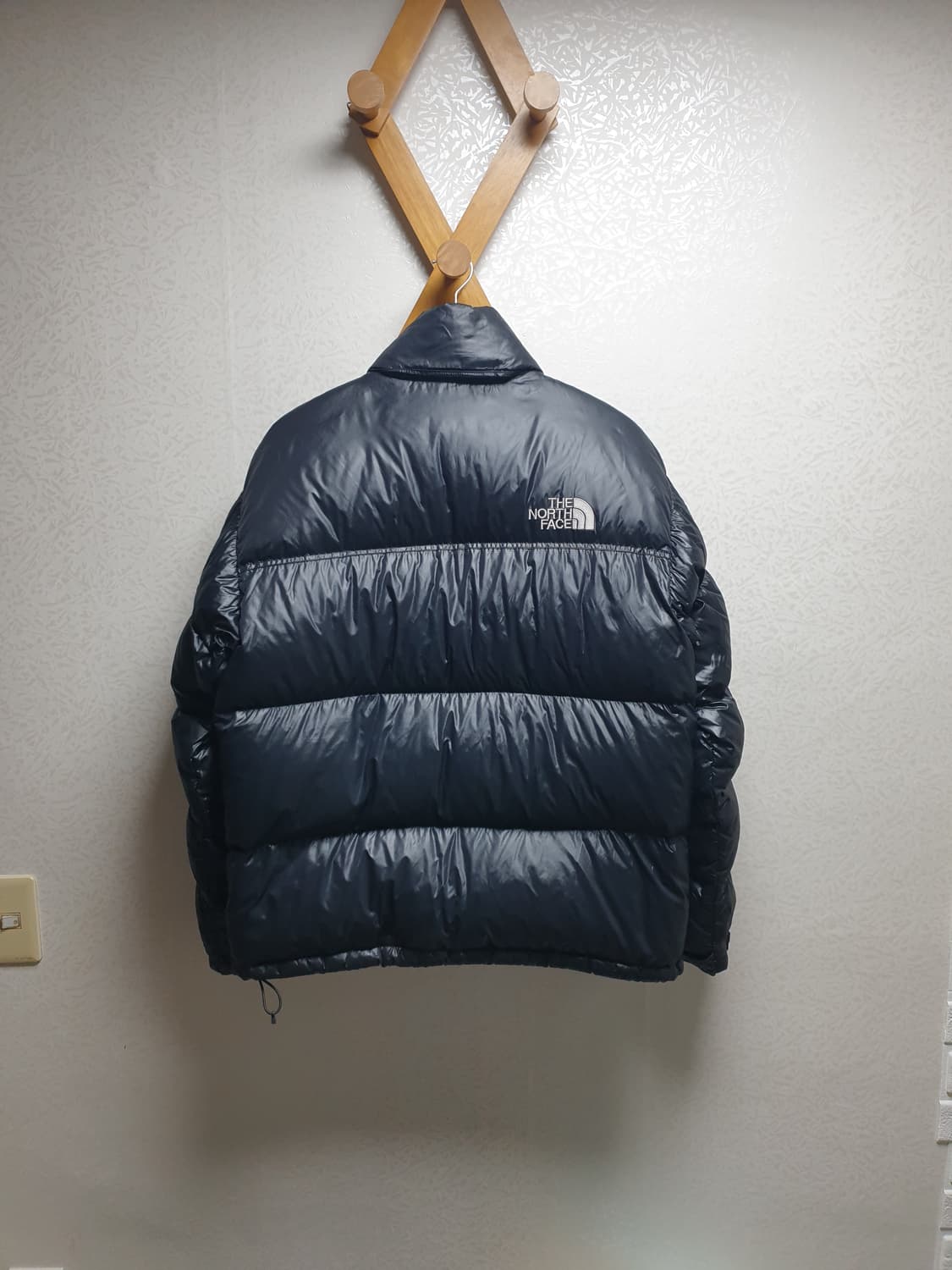 [m/95] 노스페이스 눕시패딩 유광블랙 상품이미지10