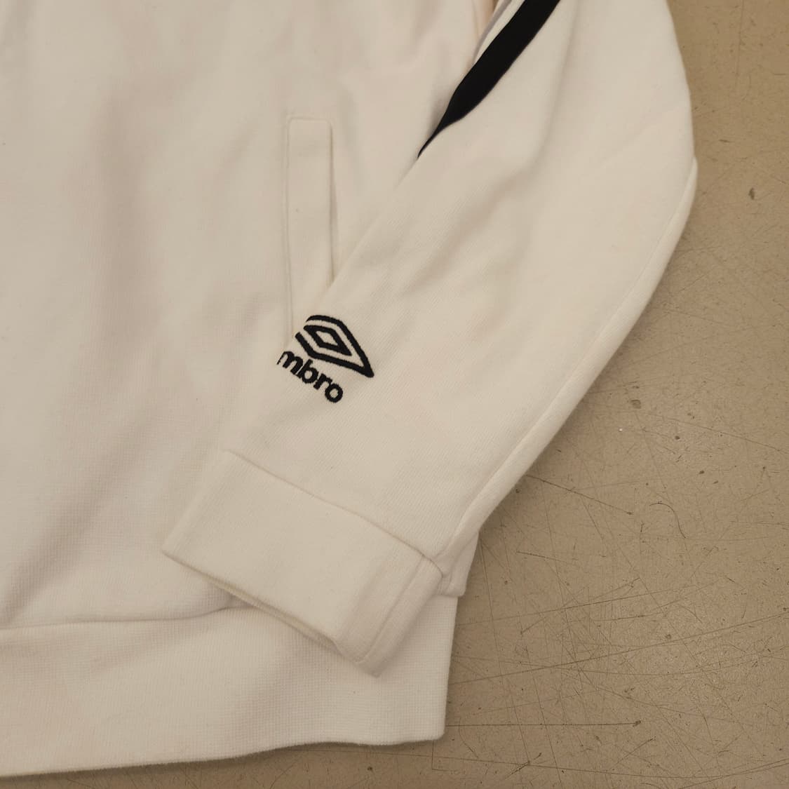 엄브로 사이드라인 트랙탑 져지 상품이미지2