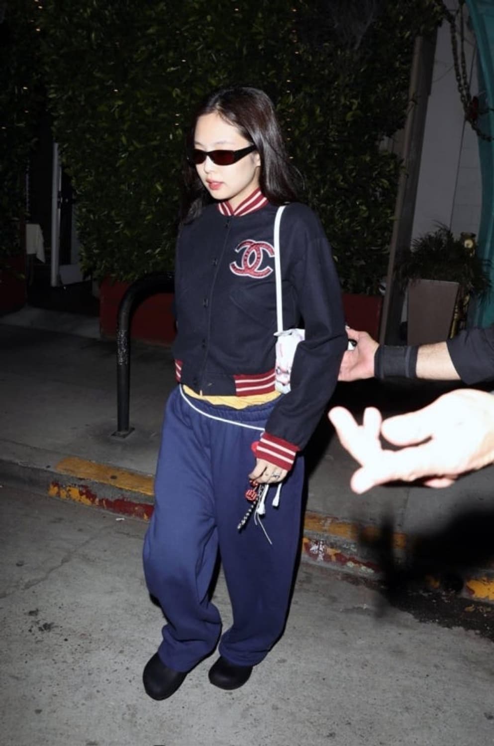 제니 어텐즈 트레이닝 바지 attends 기모 있음 상품이미지1