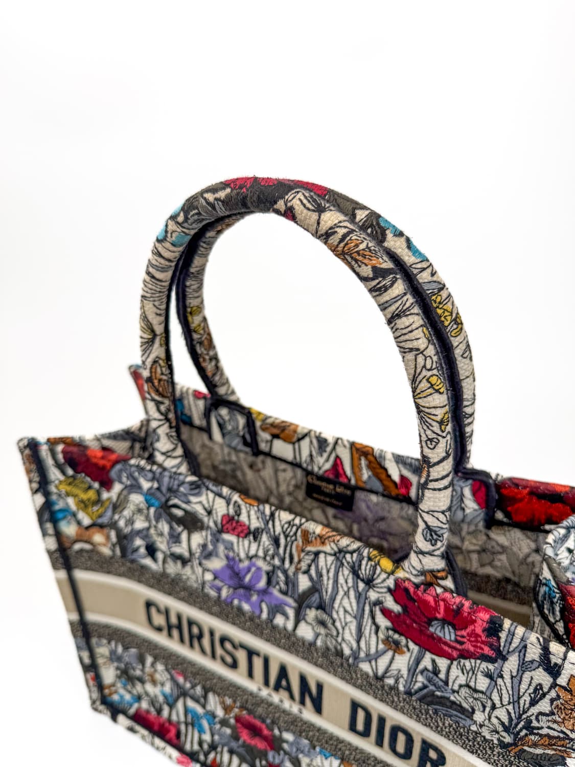 디올 북토트 미디움 멀티 플로럴 자수 상품이미지6