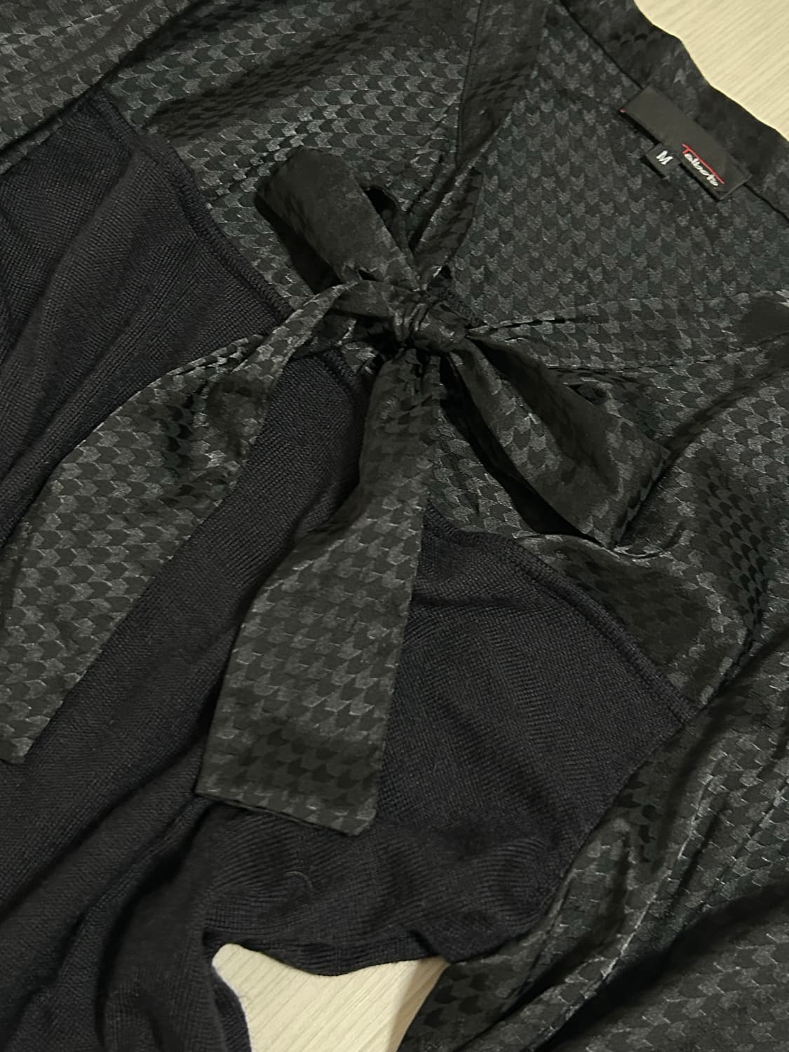 하운드투스 새틴 리본 블라우스 공겜여주 고스 고딕 상품이미지2