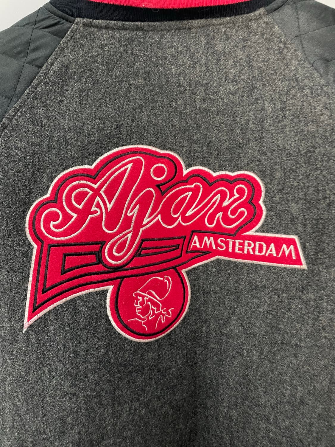 엄브로 아약스 90s 퀄팅 배색 바시티 자켓 H2217 상품이미지5