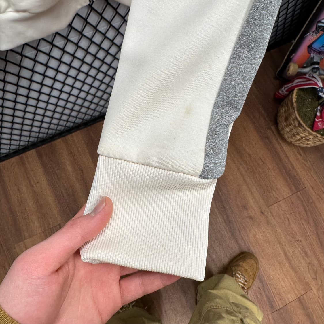 푸마 트랙자켓 전면 로고 포인트 그레이 아이보리 상품이미지8