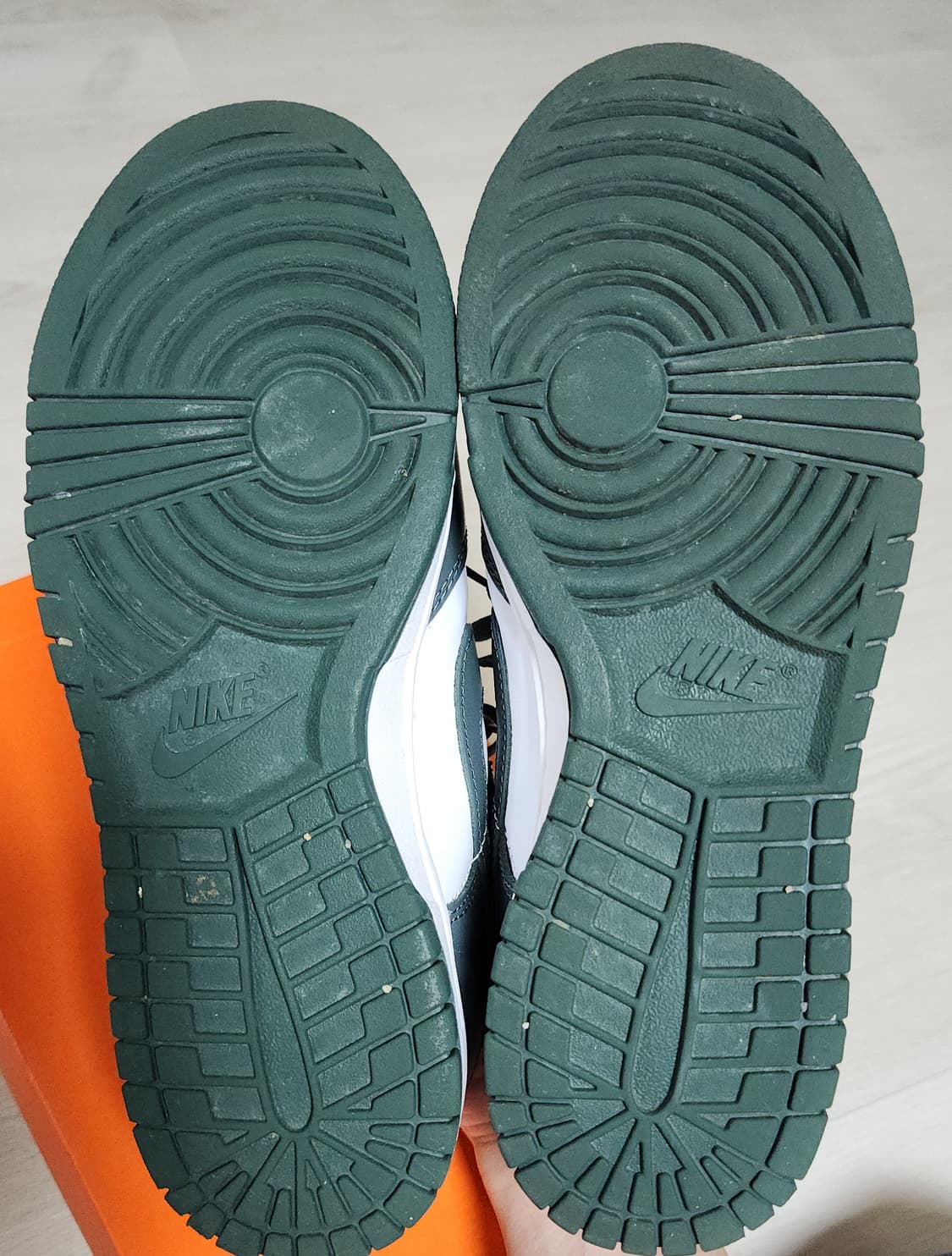 나이키 덩크로우 레트로 빈티지 그린 상품이미지8