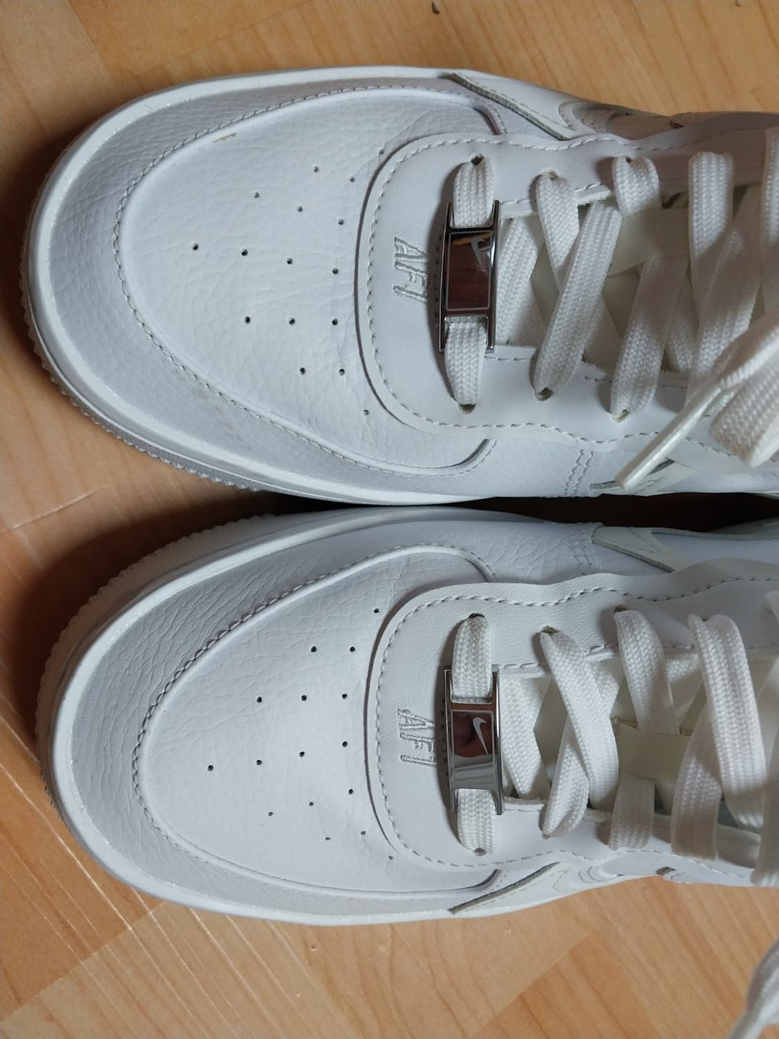 나이키 에어포스 1 플랫폼 트리플 화이트 240 팝니다 상품이미지6