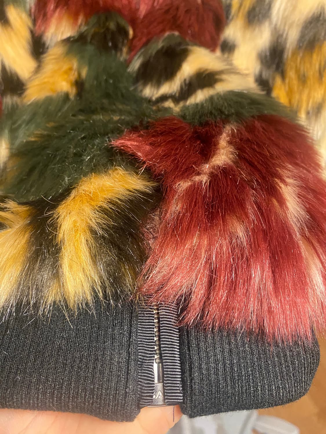 쟈딕 앤 볼테르 인조퍼 점퍼 상품이미지10