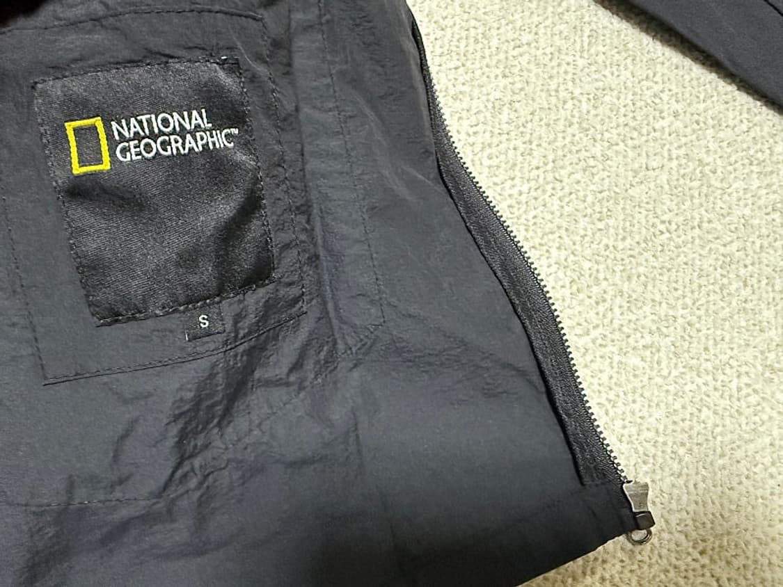 내셔널지오그래픽 경량 후드 자켓 여성용 90호 55사이즈 상품이미지3