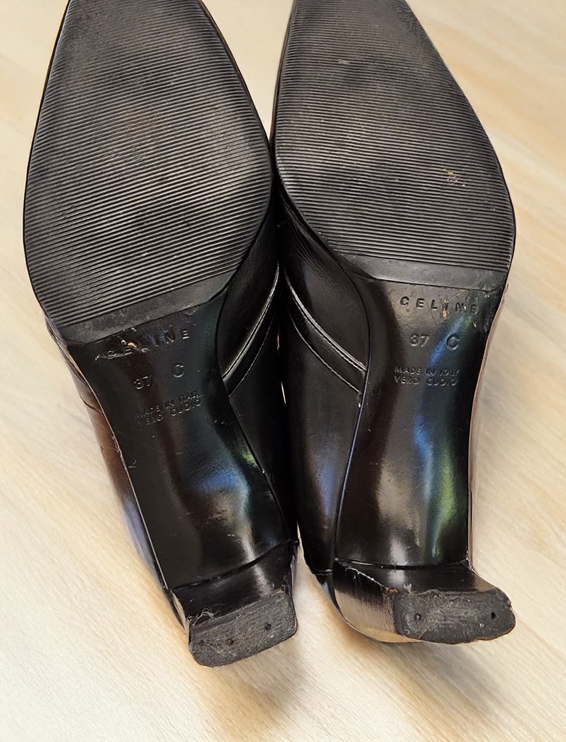 셀린느 은장 블랙 레더 펌퍼스37c 상품이미지3