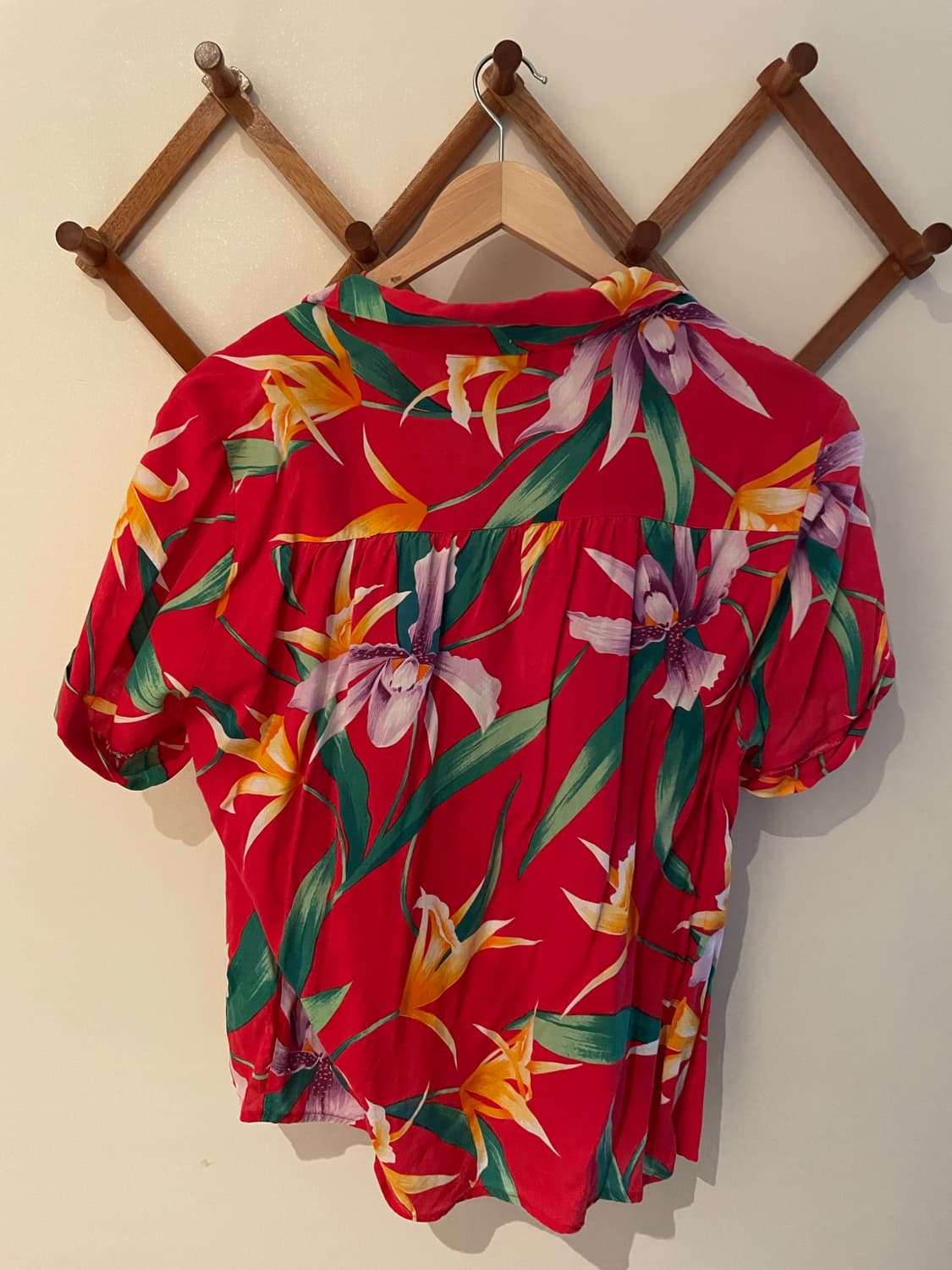 That’s It Flower Semi-cropped 1/2 Shirts 상품이미지3