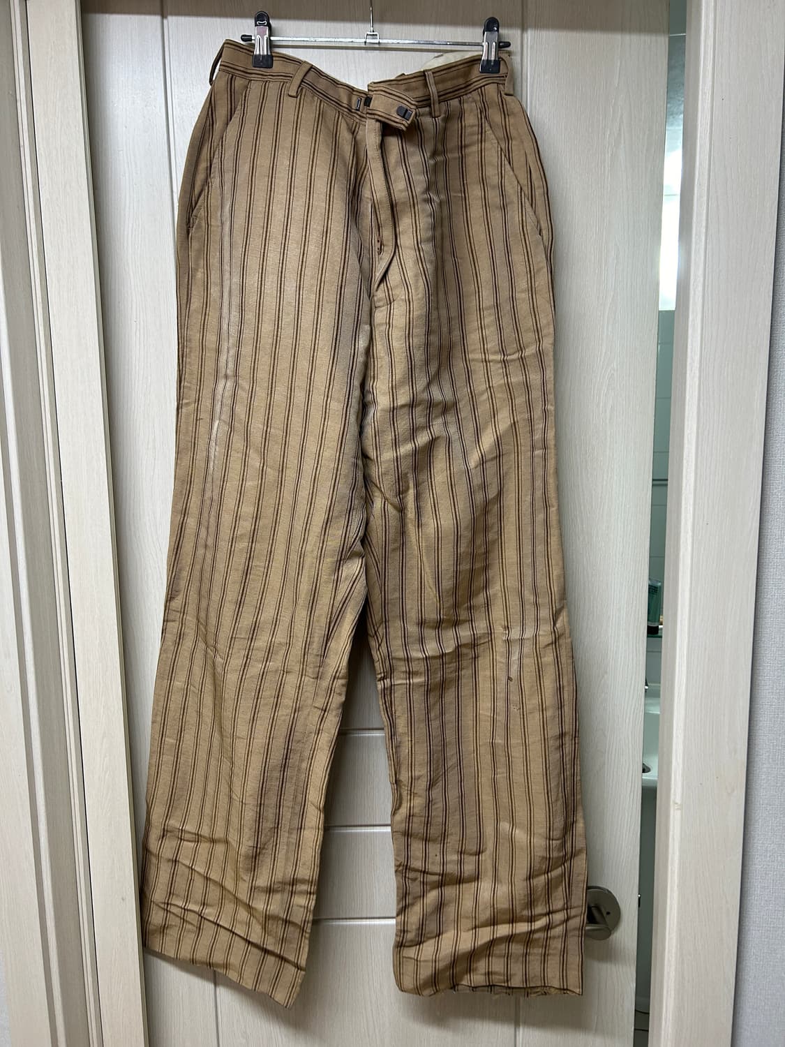 CMMN SWDN 리넨 스트라이프 팬츠 상품이미지1