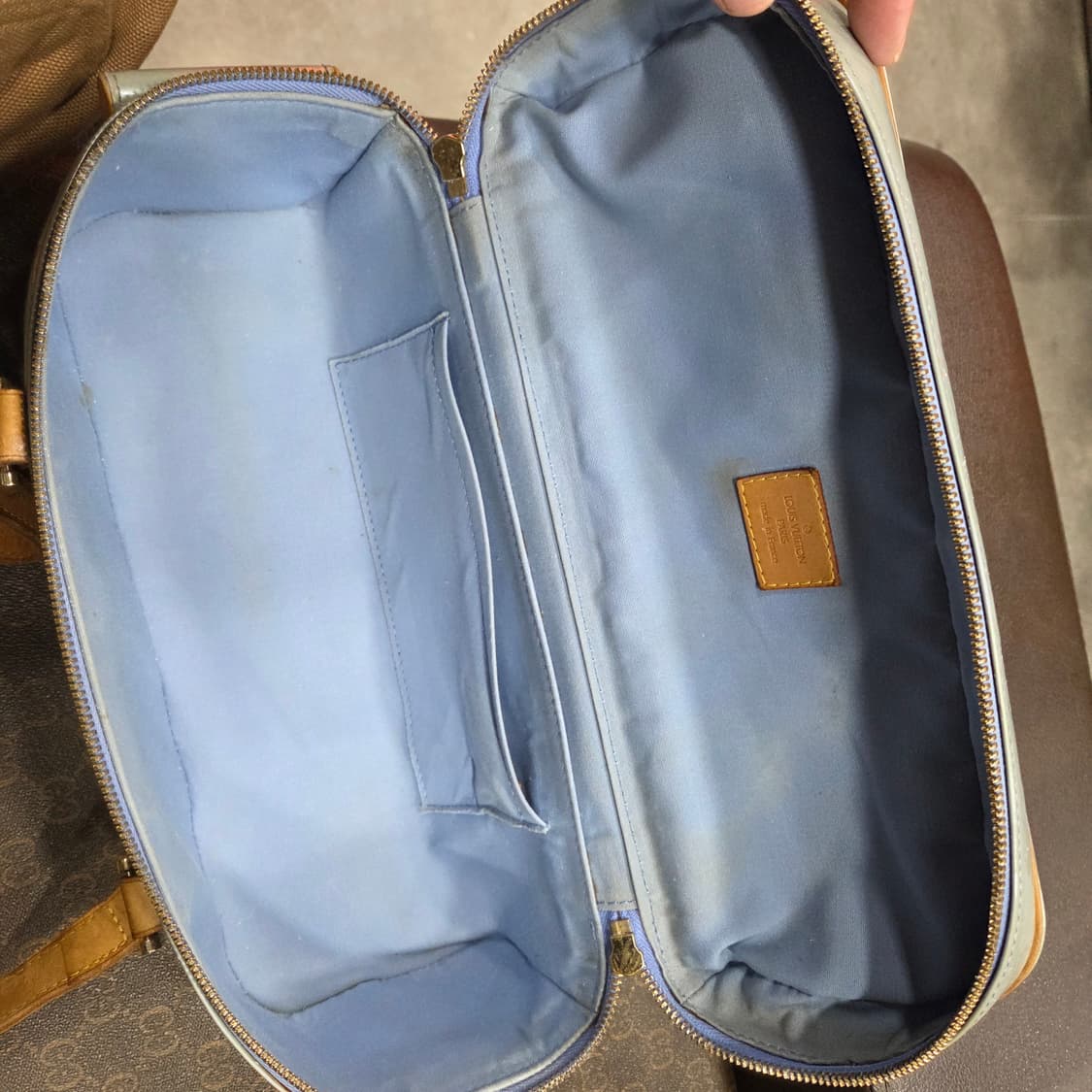 루이비통 베르니 설리반 숄더백 상품이미지4