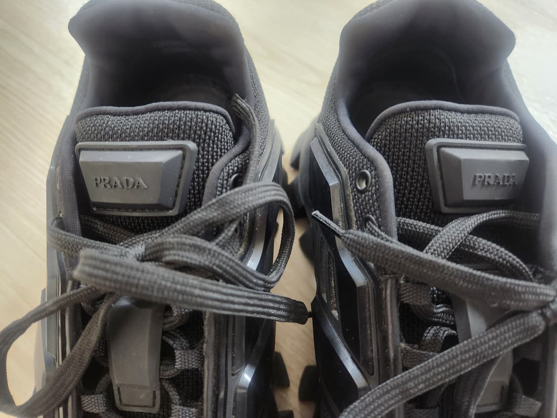프라다 클라우드버스트 썬더 스니커즈 블랙 상품이미지3