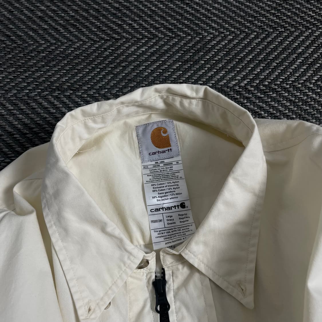 칼하트 리메이크 투웨이 크롭 셔츠 자켓o 3530 상품이미지4