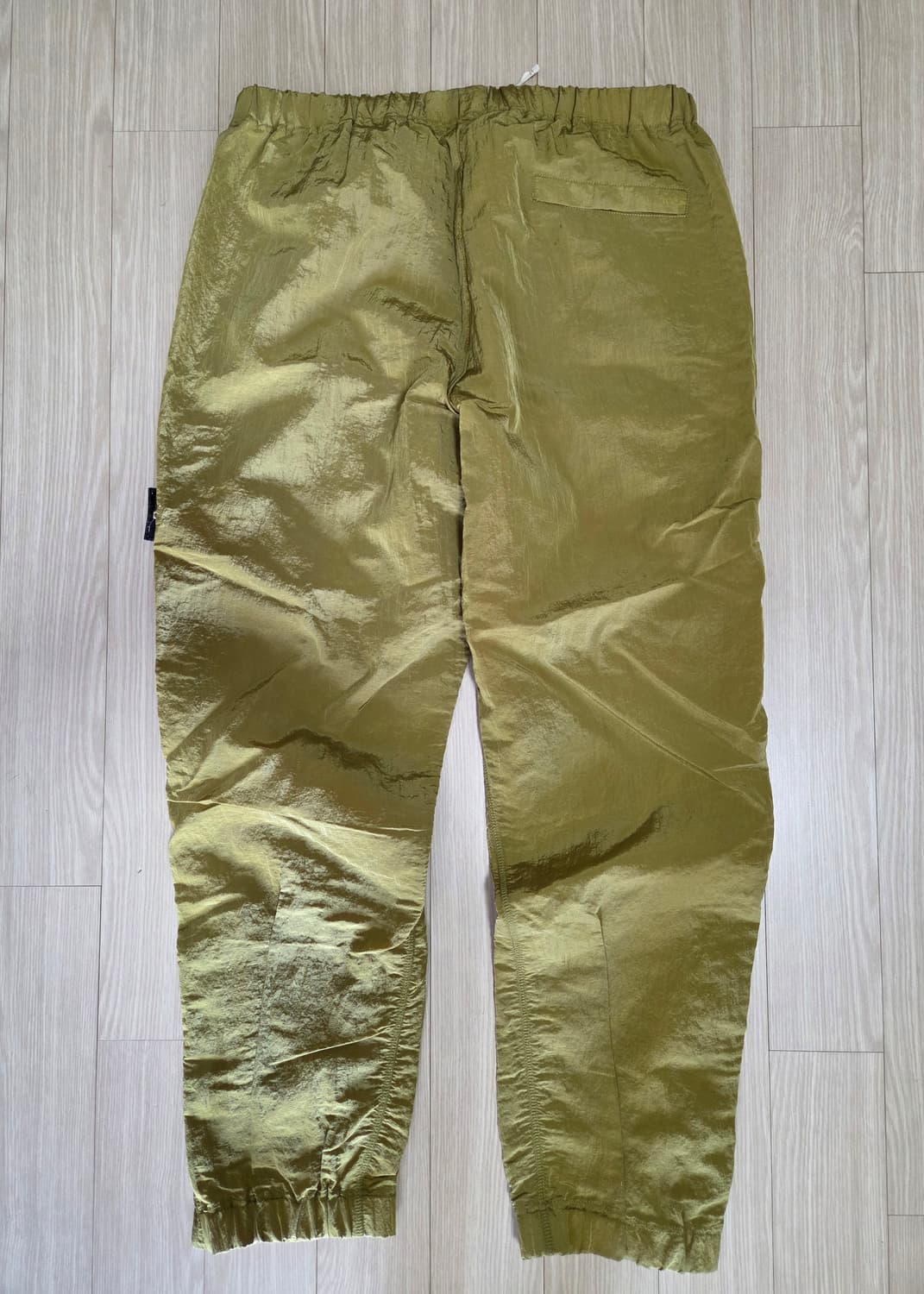 스톤아일랜드 와펜 우븐 조거팬츠  상품이미지2