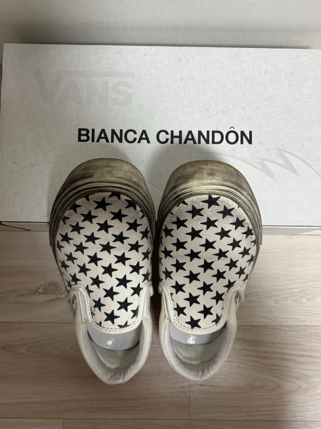 반스 볼트 x 비앙카 샹동 클래식 슬립온 상품이미지1