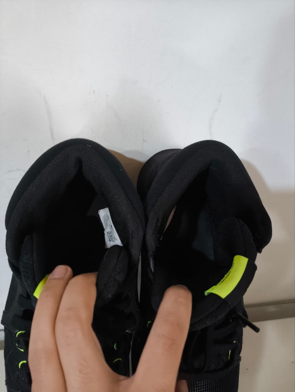 290mm 나이키 르브론 위트니스8 블랙볼트 농구화 상품이미지6