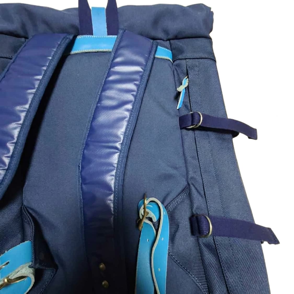 나나미카 코듀라 소재 롤톱 백팩 상품이미지6