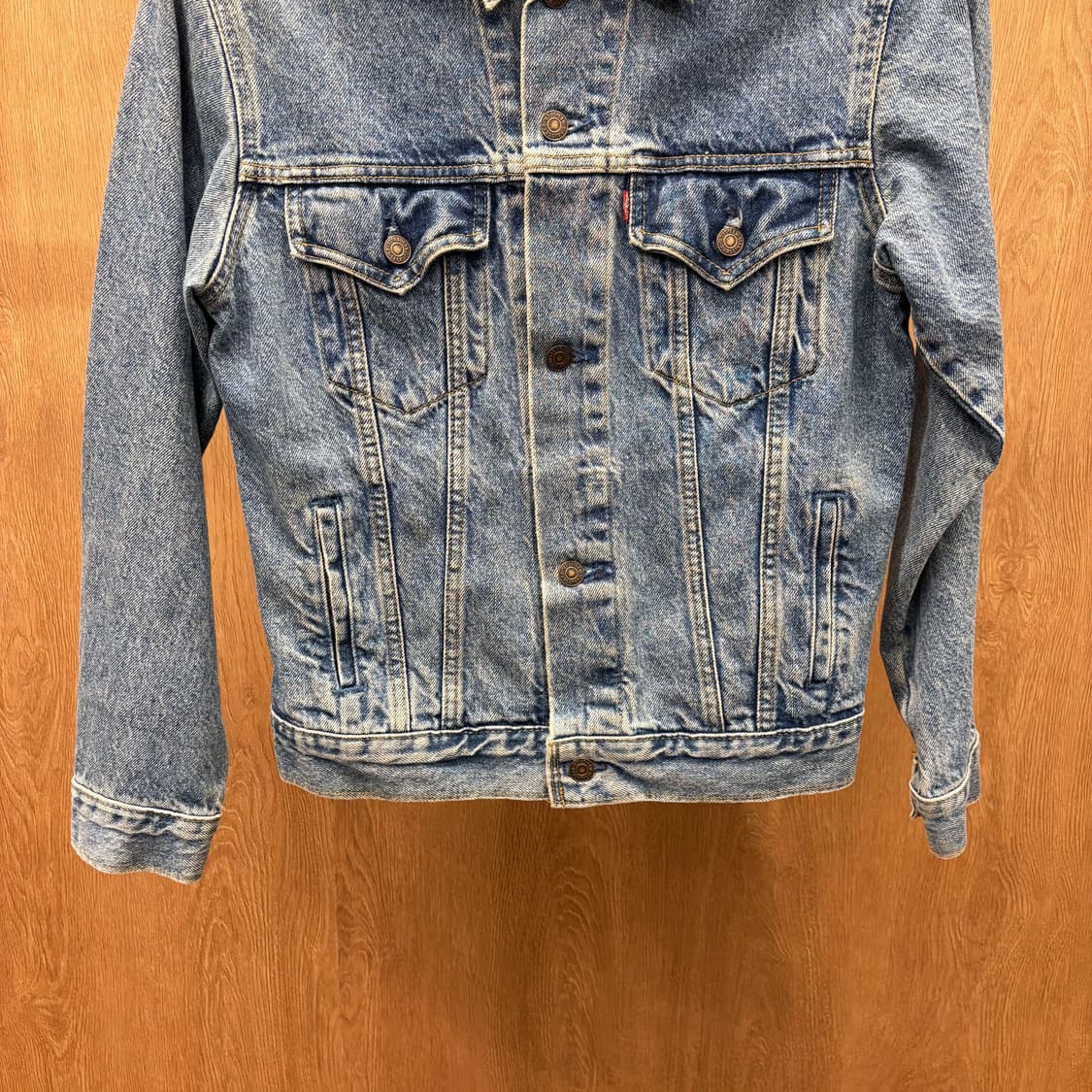 리바이스 데님 자켓 클래식 트러커 더블 포켓 디테일 워싱 블루 상품이미지5