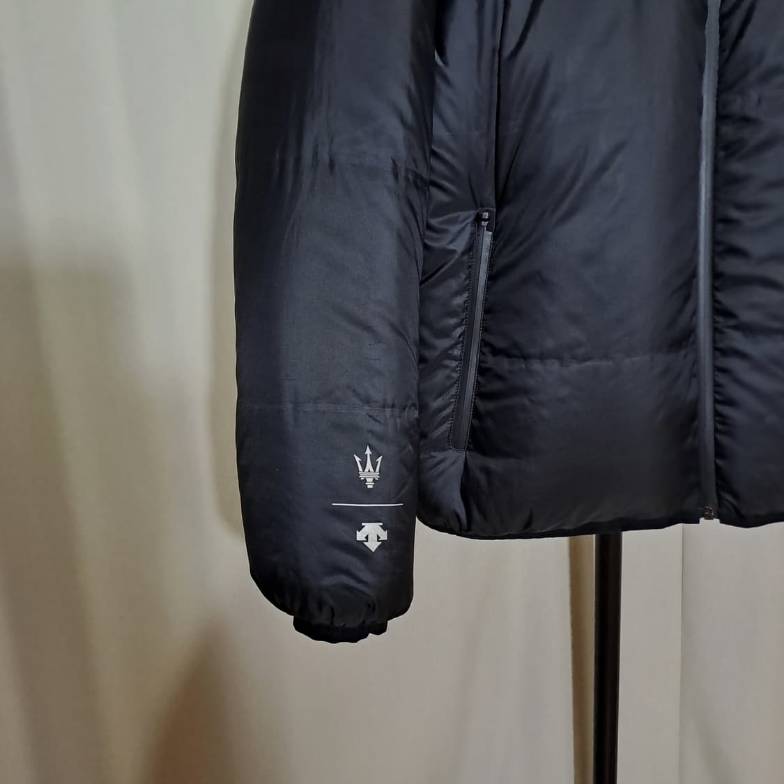 (택포) 데상트 X 마세라티 구스다운 자켓 100 B260 상품이미지4