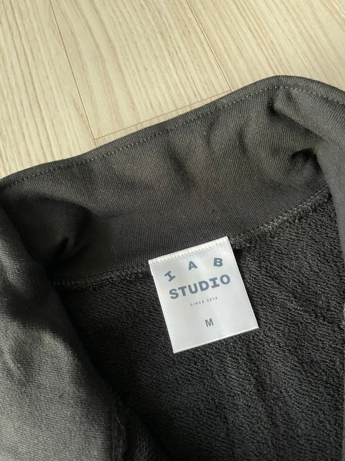 [새상품] 아이앱 스튜디오 스웻 하프 집업 상품이미지5