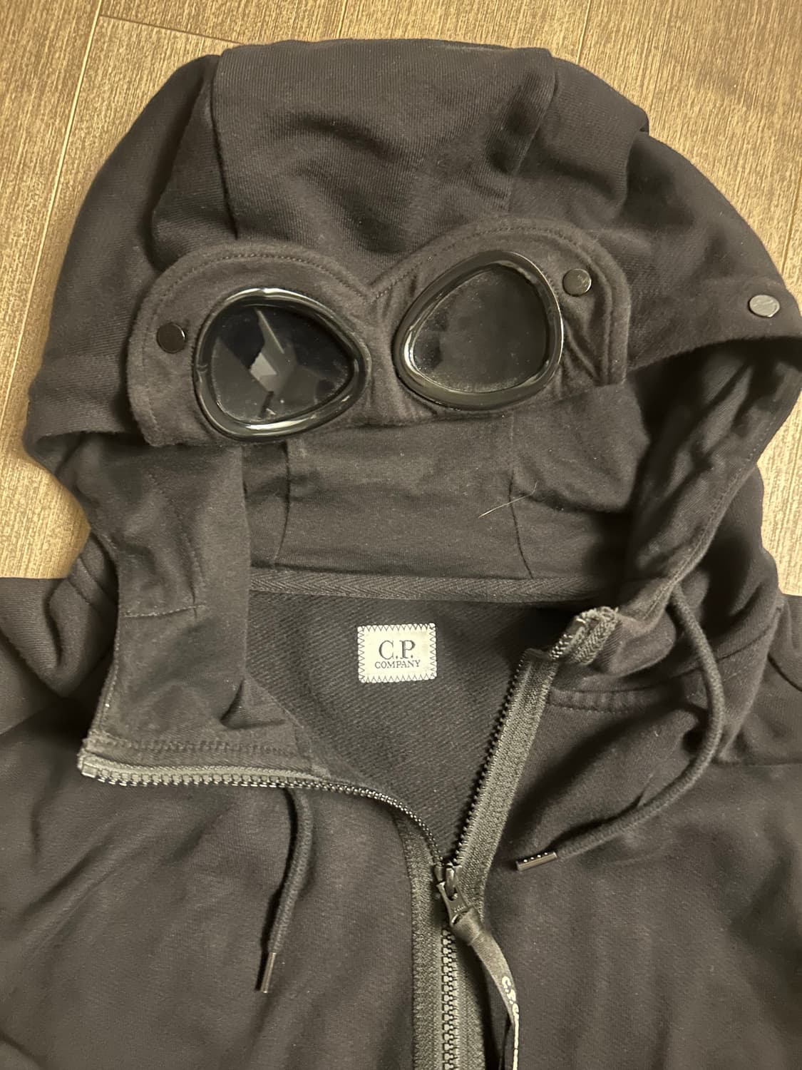 cp컴퍼니 고글 후드집업 상품이미지2