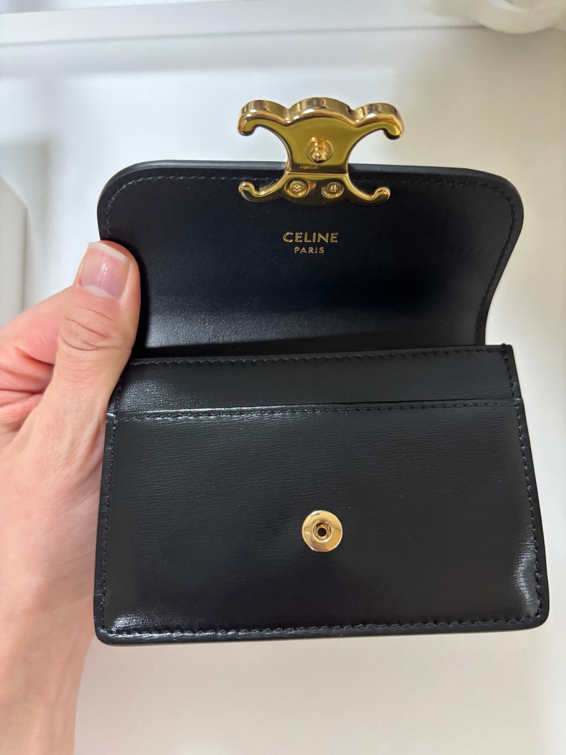 셀린느 트리옹프 플랩 카드지갑 BLACK(풀박) 상품이미지5