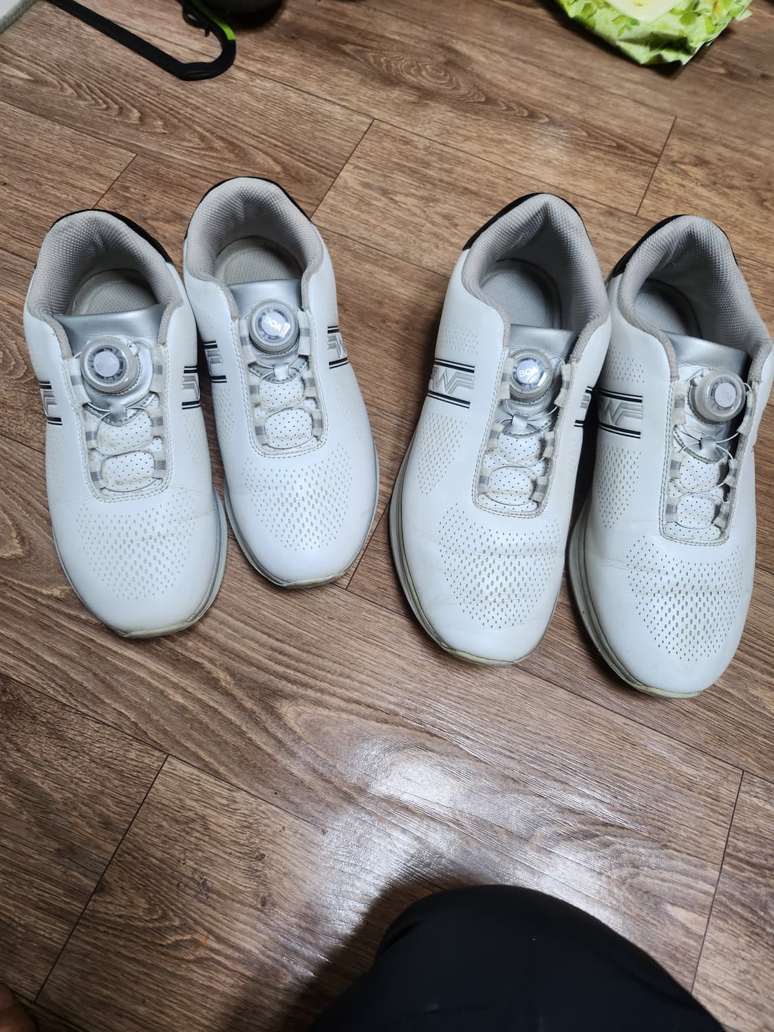 와이드앵글골프화 상품이미지1