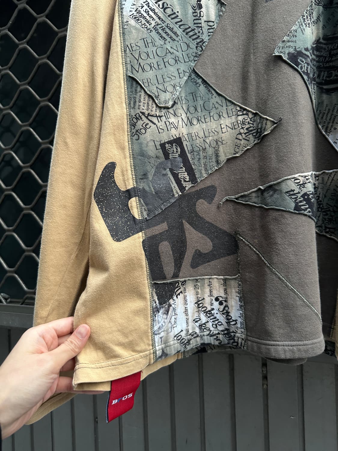 Bros grunge patch detail long sleeve 상품이미지3