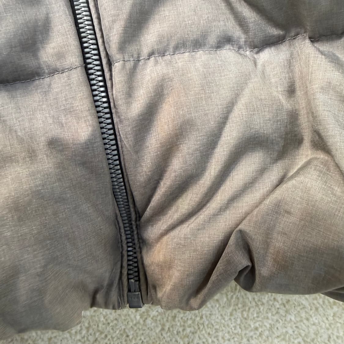 95 헤지스 덕다운 패딩 조끼 0122T1 상품이미지3