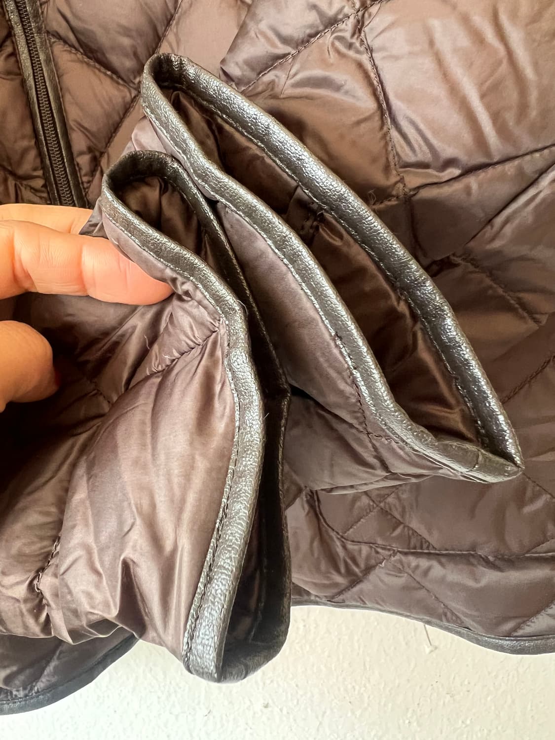 유니클로 여성 브라운 다운패딩점퍼 경량패딩 상품이미지5