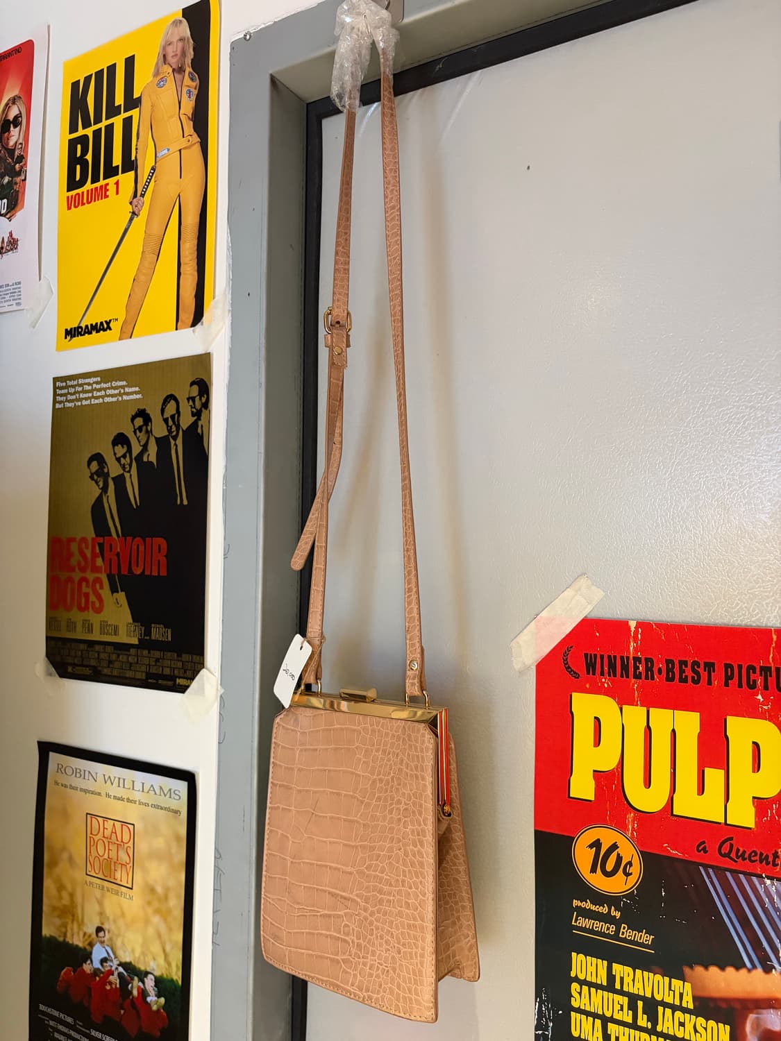 악어 패턴 베이지 메탈 크로스 미니백 상품이미지1