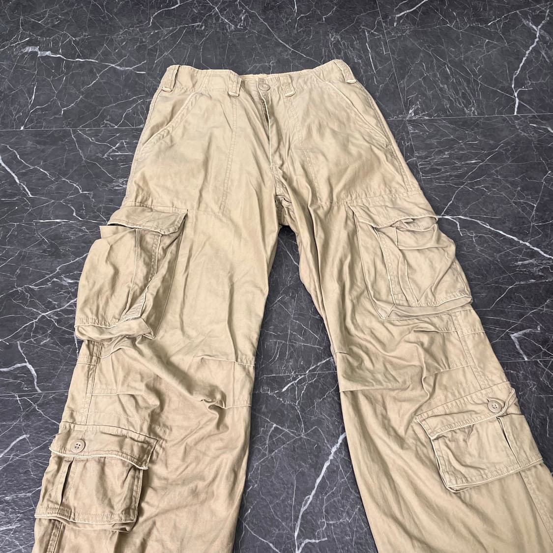 멀티포켓 조거 스트링 와이드 카고 팬츠 상품이미지4