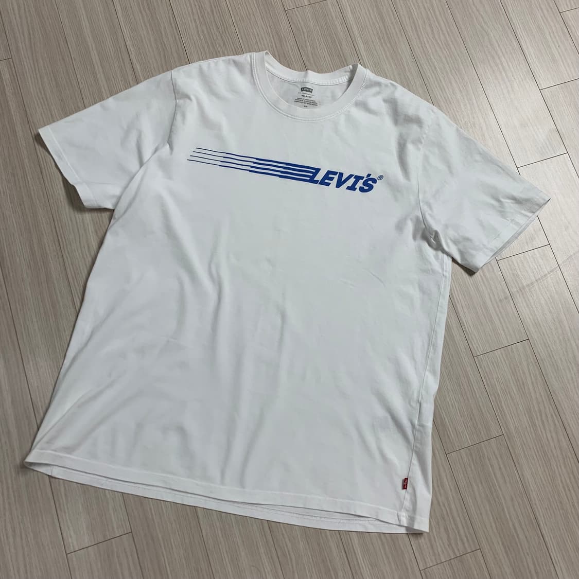 Levi’s 1/2 T 상품이미지1