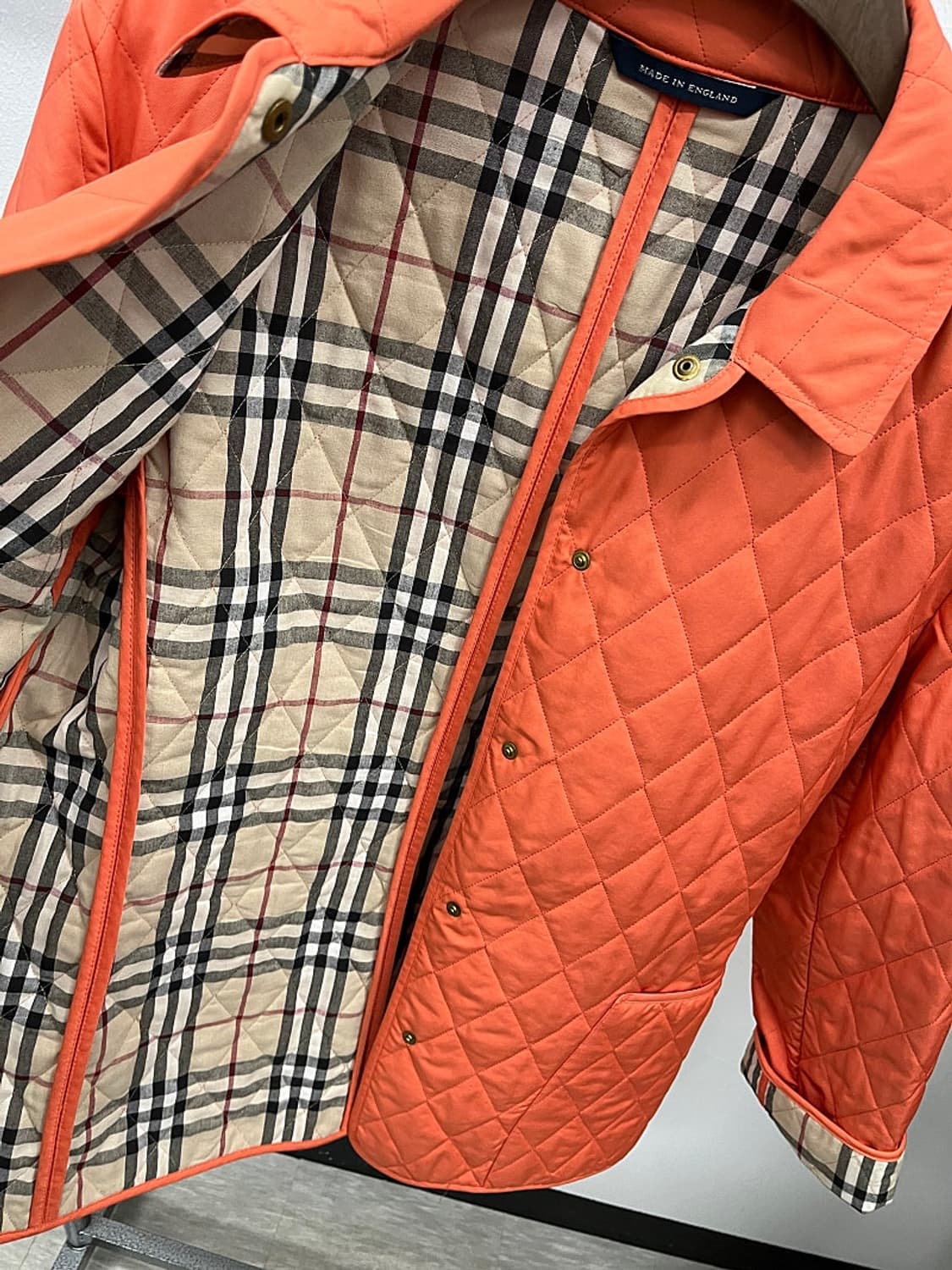 여) 버버리 오렌지 퀼팅자켓  상품이미지8