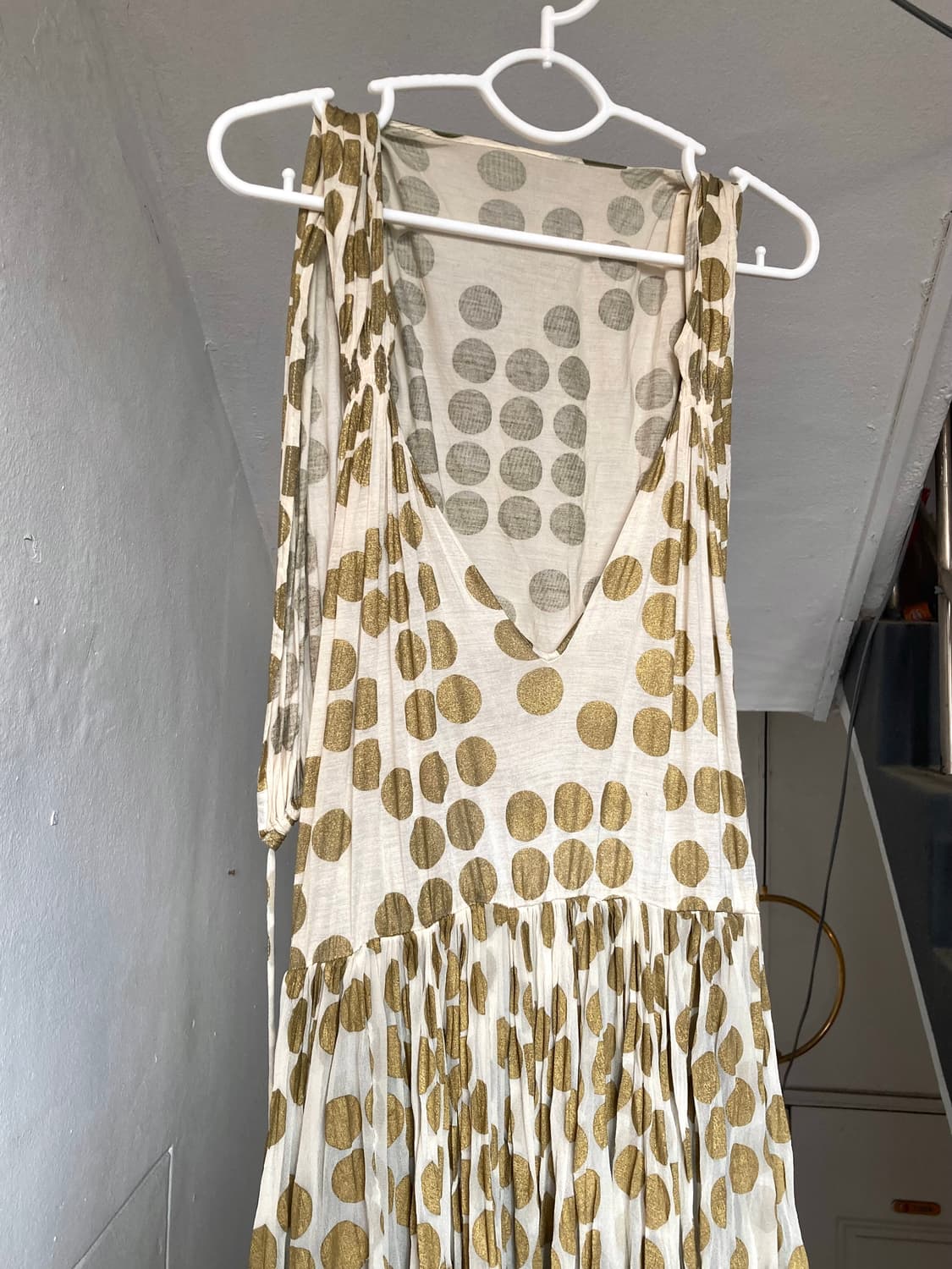 실크 100% 베이지 도트 원피스 상품이미지2