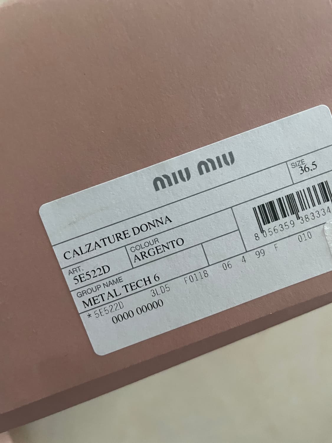 정품 미우미우 퀼팅 메탈릭 스니커즈 실버 36.5 상품이미지9