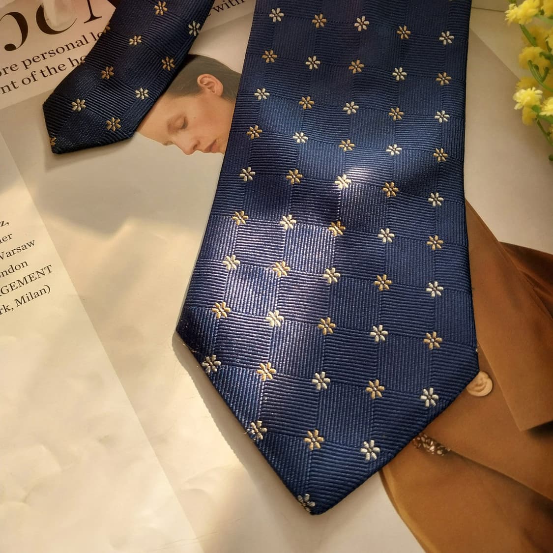 브룩스브라더스 실크 네이비 플라워 넥타이 9.9cm A+등급 K1389
 상품이미지4