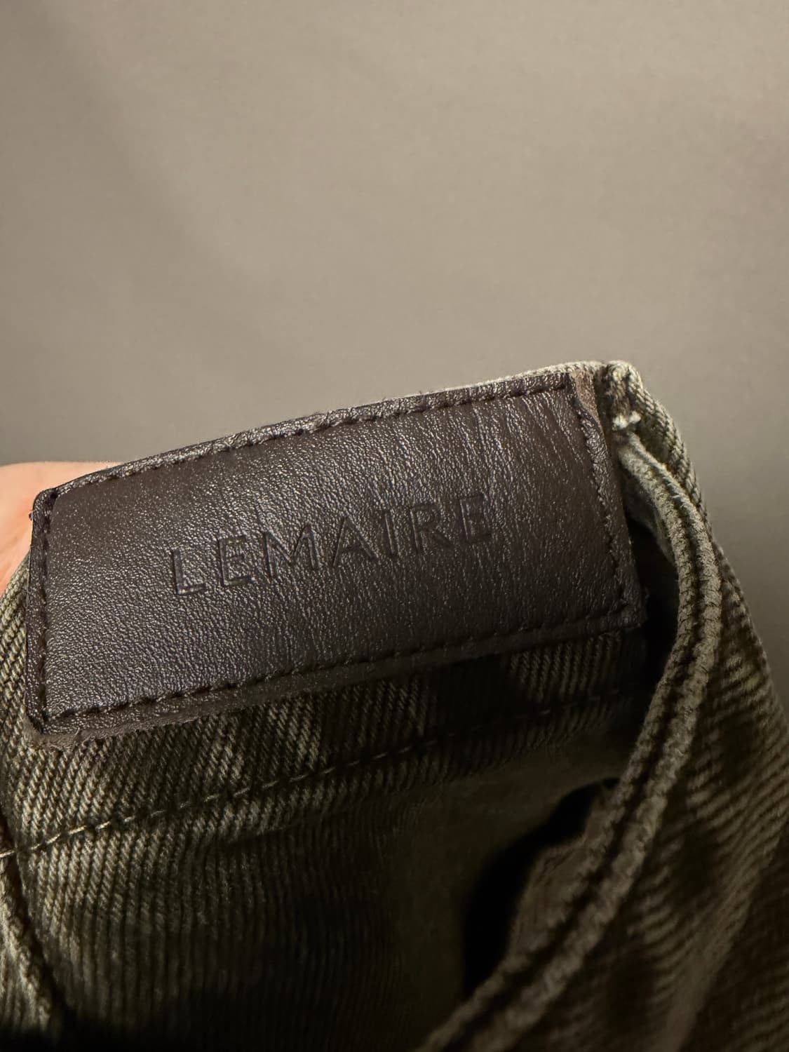 [M] 25FW 르메르 트위스티드 벨티드 데님 moss green 상품이미지4