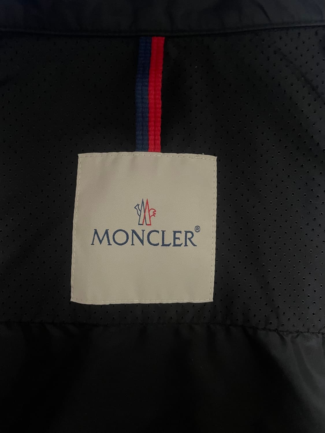 백화점판 새상품급 정품 몽클레어 바람막이 자켓 상품이미지6