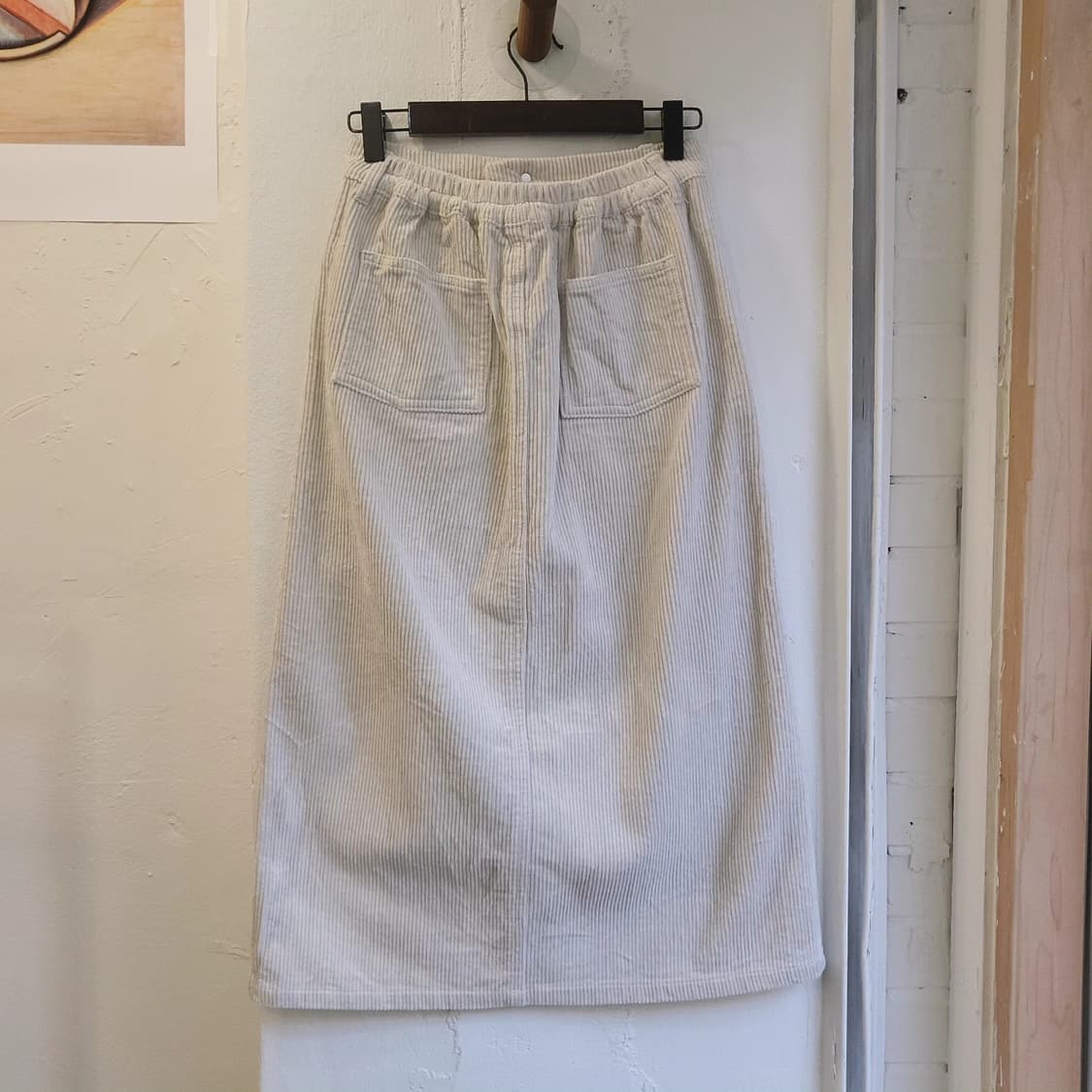 GRL 크림 코듀로이 미디스커트 상품이미지5