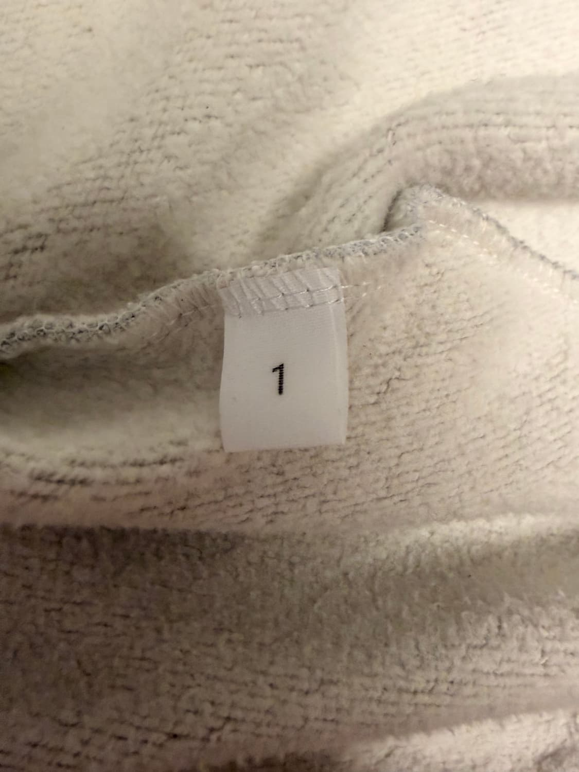 칸예 이지 SZNX KOREA 리미티드 사이즈1 판매합니다. 상품이미지3