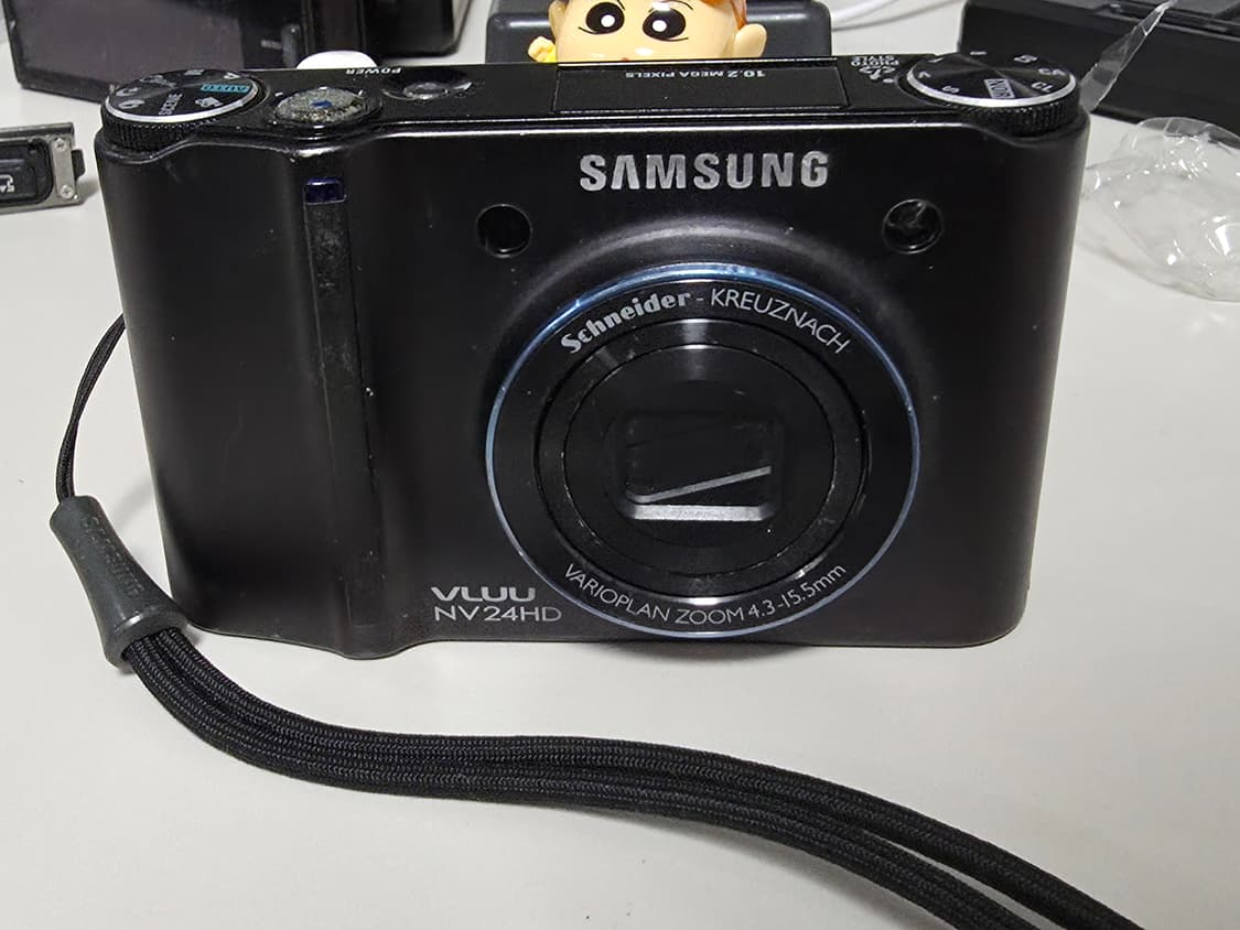 삼성 VLUU NV24 빈티지 디지털카메라 상품이미지1