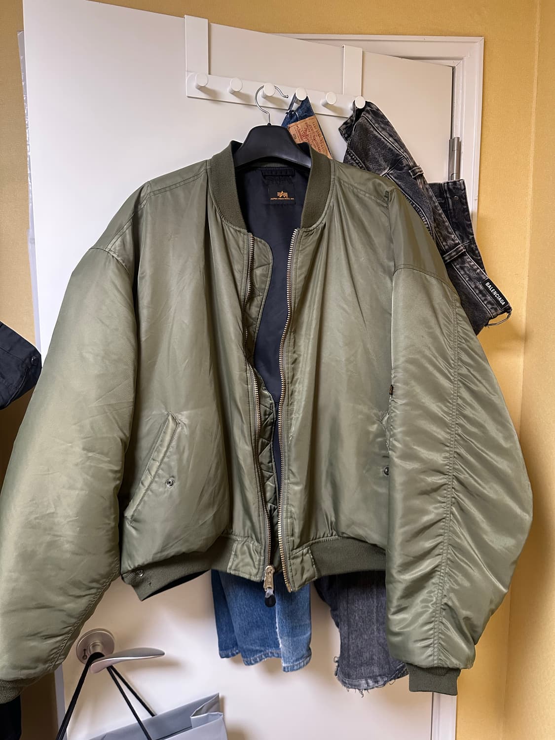 (급처) 베트멍 알파인더스트리 봄버 m 상품이미지1