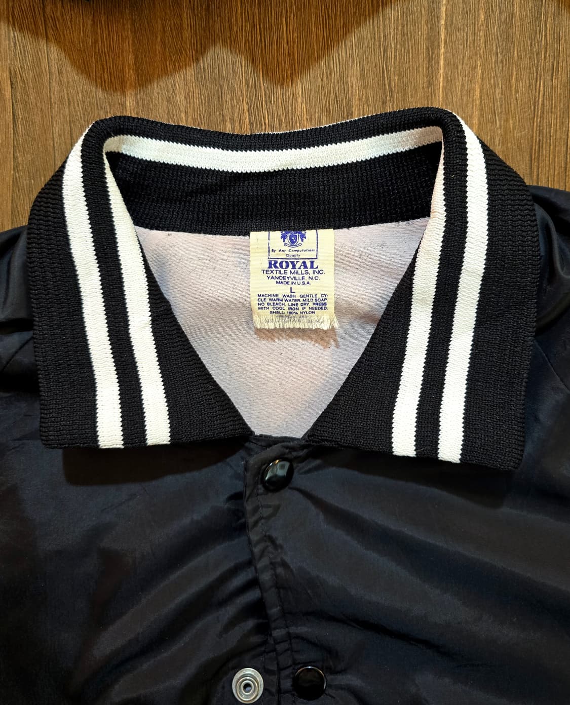 Royal Satin Varsity Jacket (새틴 바시티 자켓) 상품이미지3