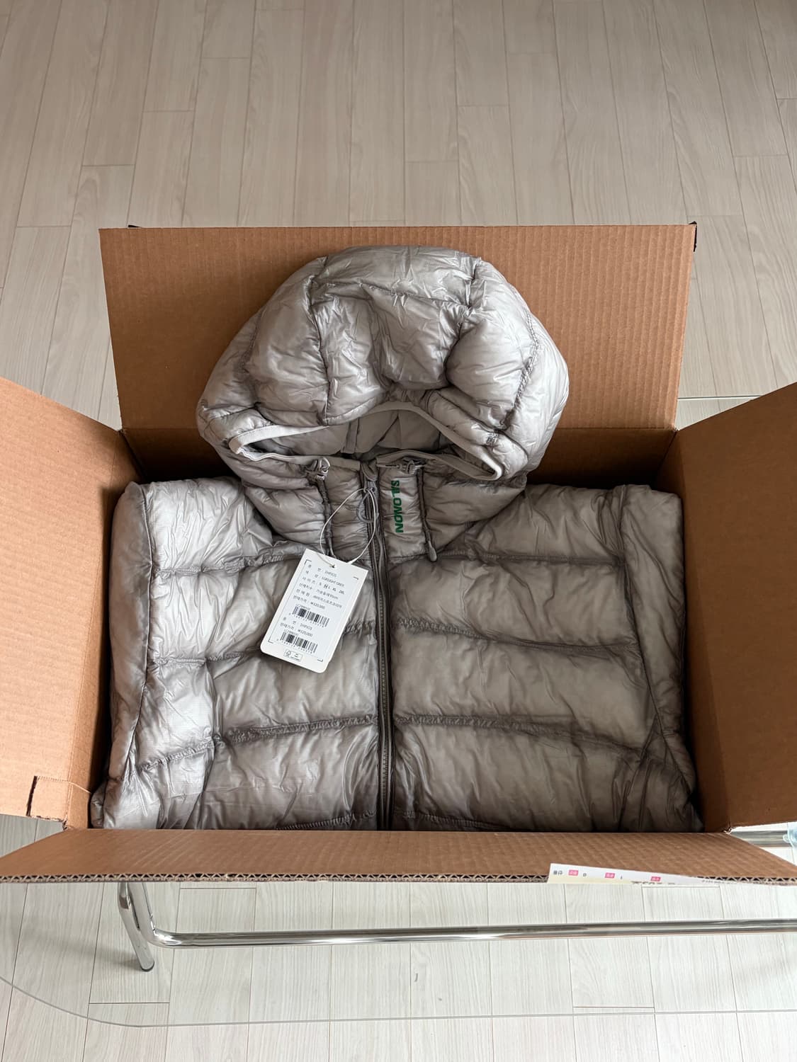 살로몬 UNI 크로스 인슐레이션 패딩 라이트 그레이 M 상품이미지1