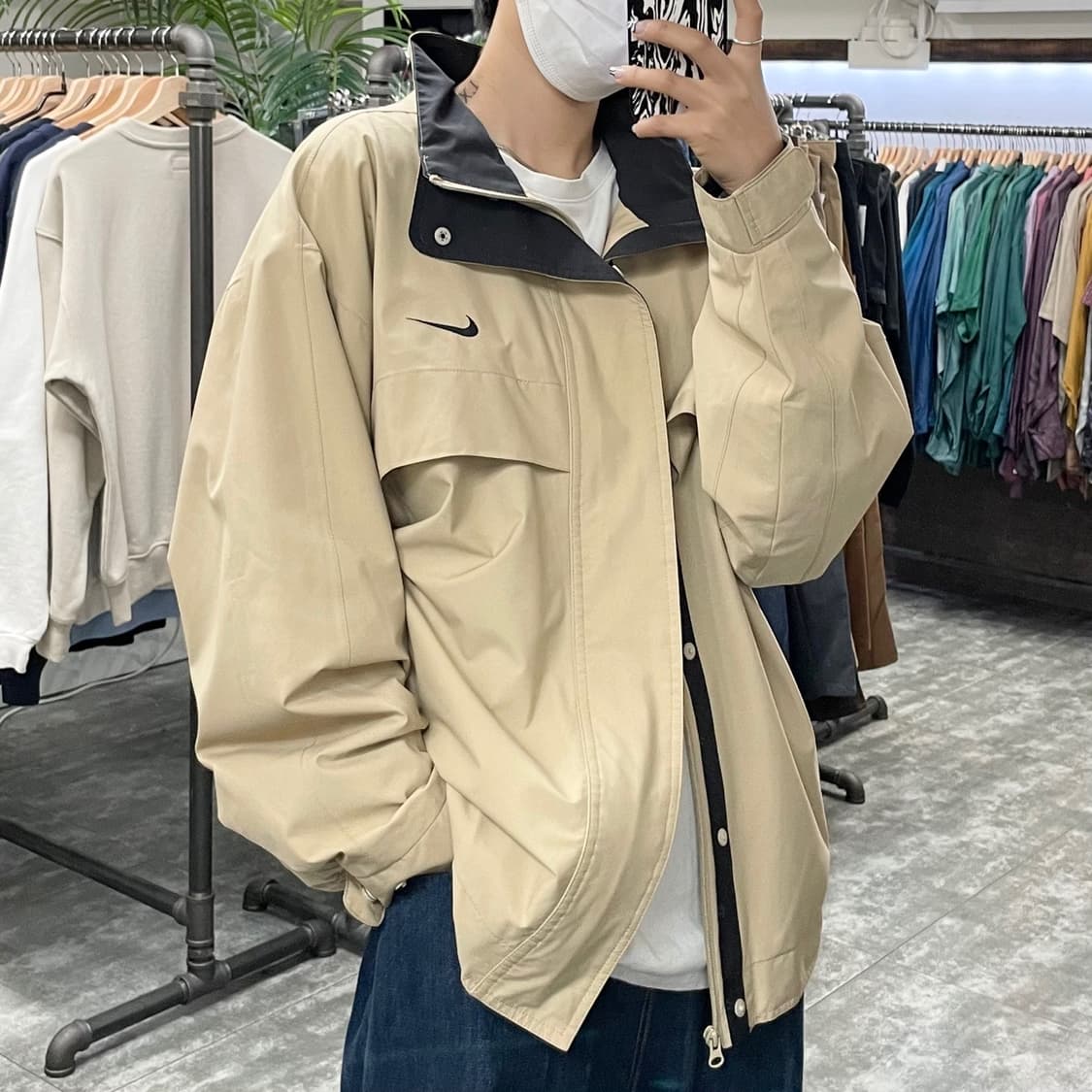 나이키 베이지 윈드자켓 상품이미지1