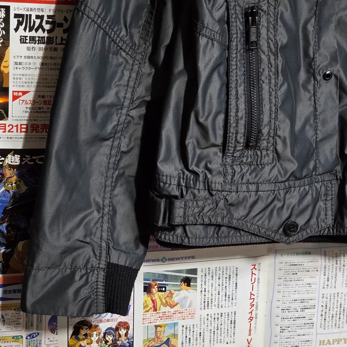 버커루 펑크 그레이 네이비 유광 레이어드 점퍼  상품이미지4