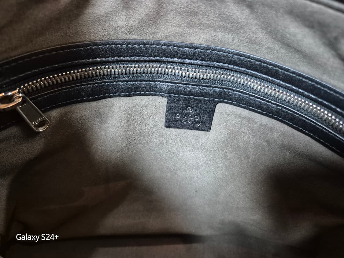 구찌 씨마 소프트 클러치백 입니다 상품이미지4