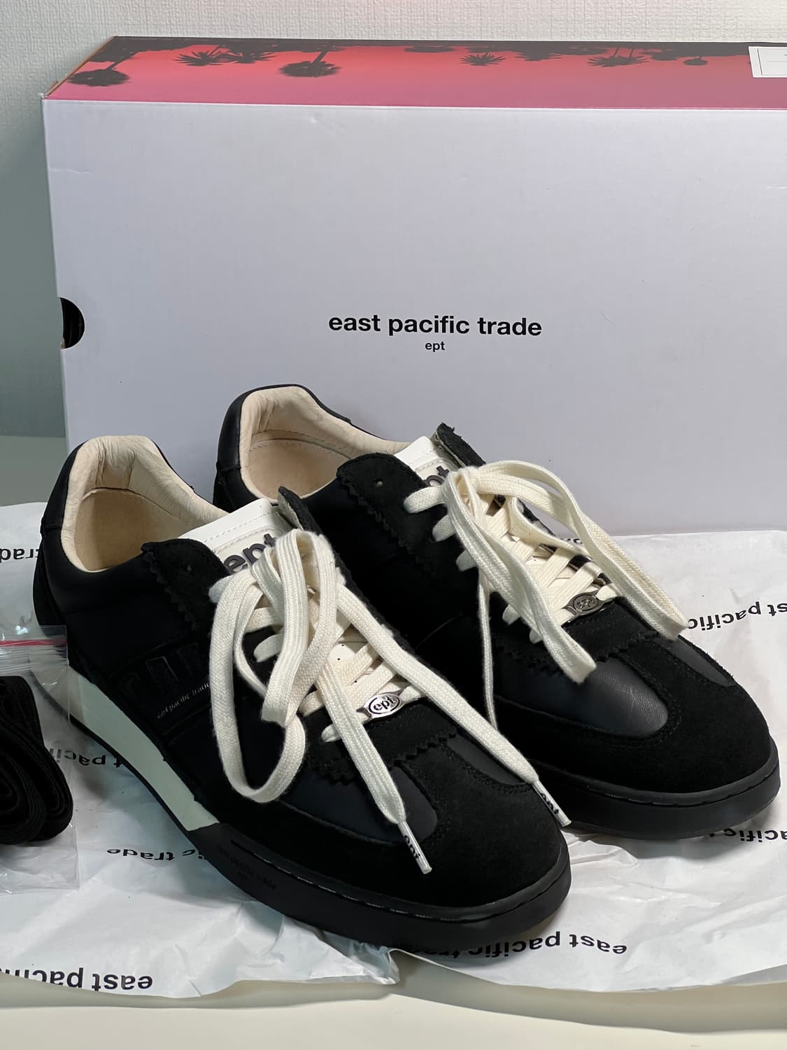 EPT Diego 블랙/벨루가 정가 13.9만 판매 상품이미지2