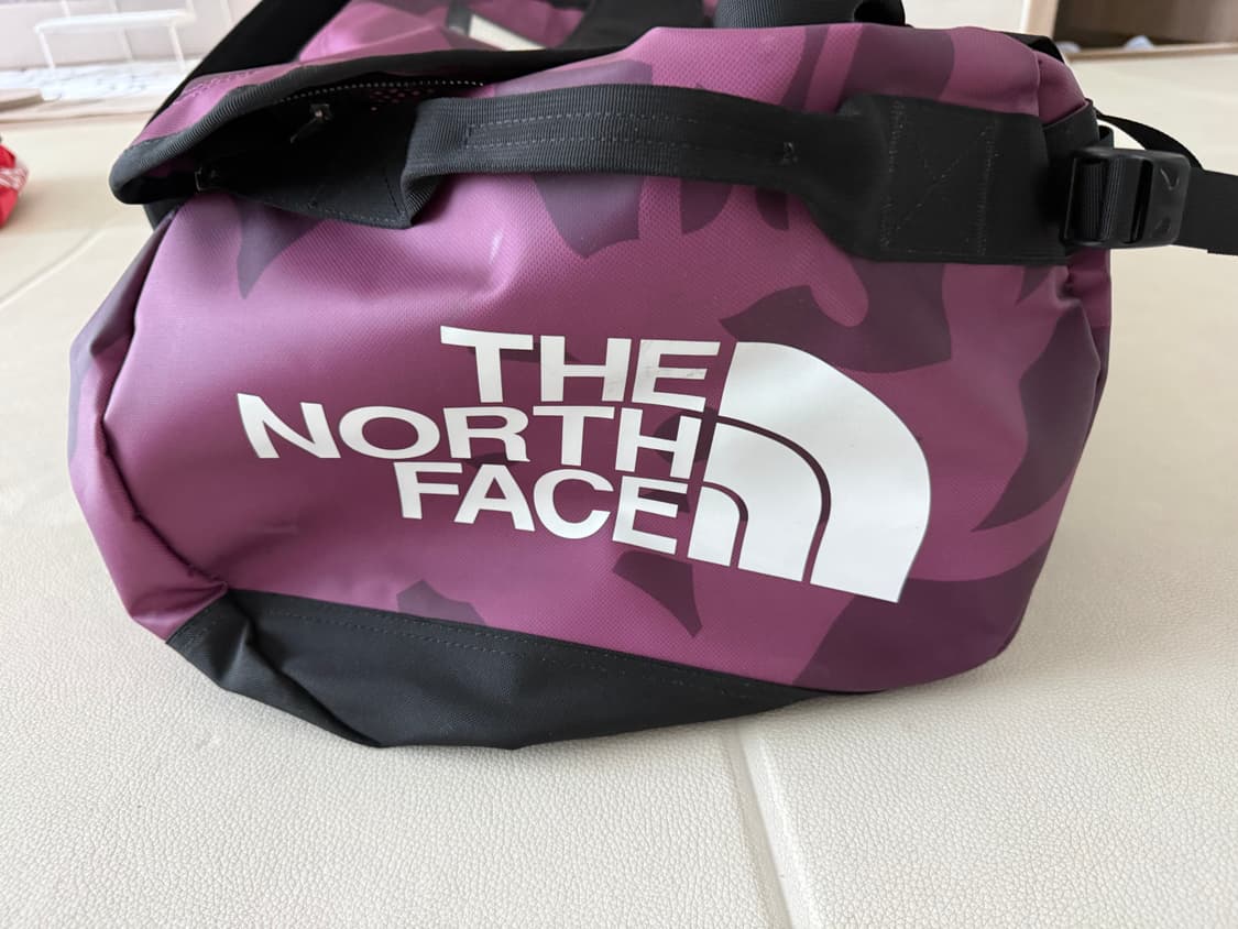 노스페이스 x 카우스 베이스캠프 더플백 라지 팜플로나 퍼플 상품이미지2